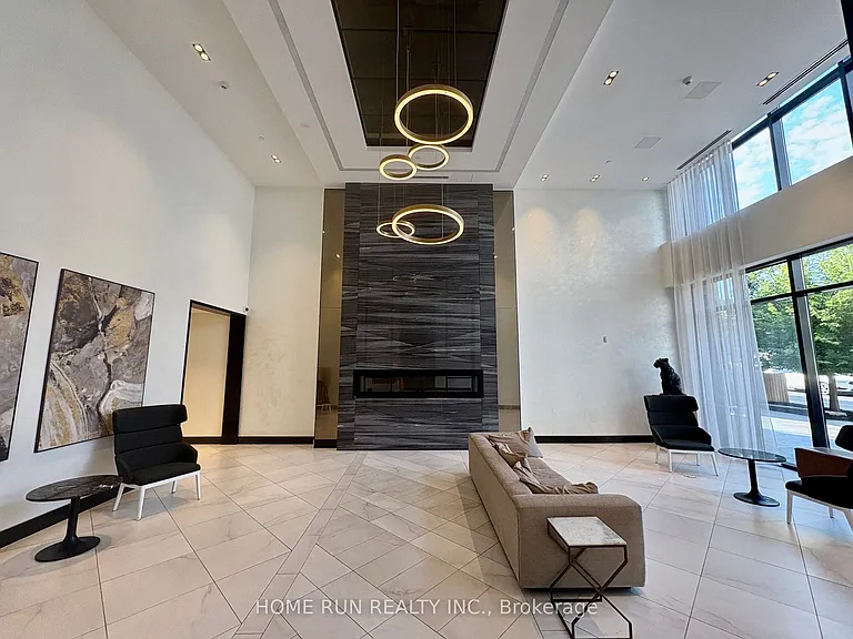 255 Bay St #3 — Photo 3