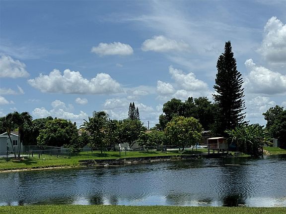 3rd image of 9360 Sunrise Lakes Boulevard #201
