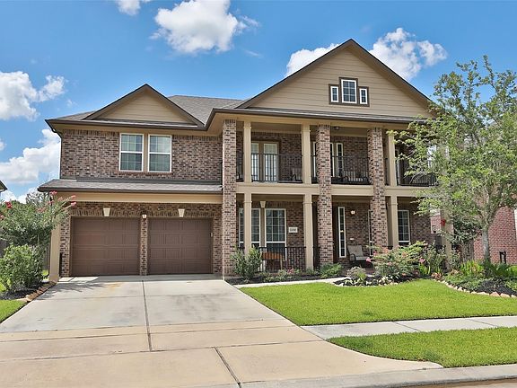 2nd image of 12010 Emery Oaks Ln