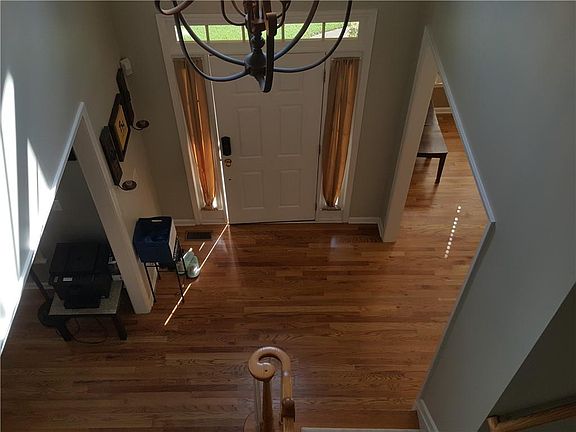 5th image of 4095 Canterbury Walk Dr