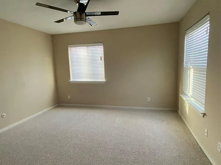 12625 Memorial Dr #61 — Photo 8