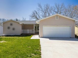 1409 E Bloomington St, Iowa City, IA 52245