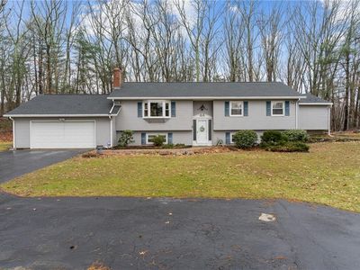 5 Greenbrier Ct W, Smithfield, RI, 02828