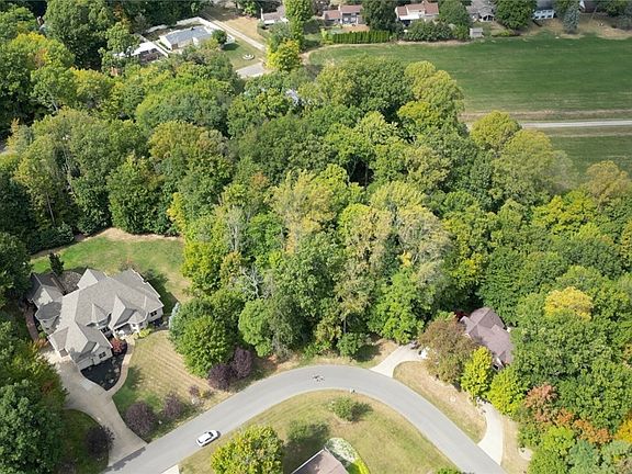 3rd image of 1732 Pearce Cir
