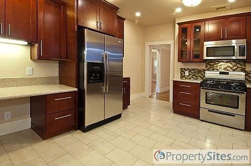 2nd image of 2325 D St