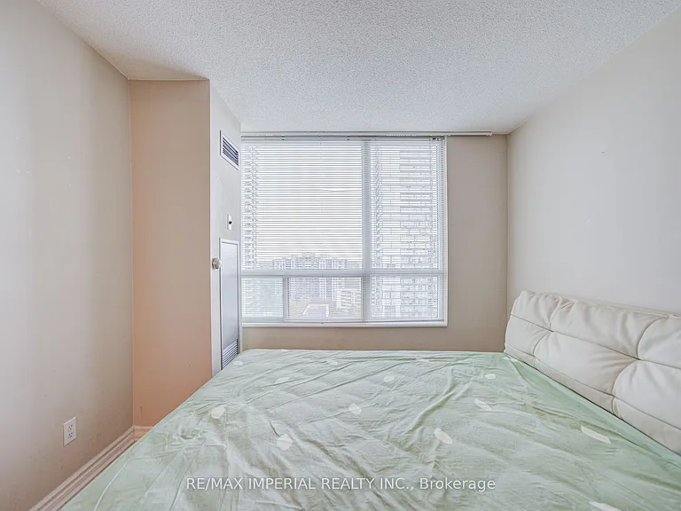 238 Doris Ave #2302 — Photo 32