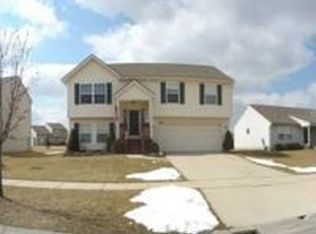 7174 Royal Troon Dr, Ypsilanti, MI