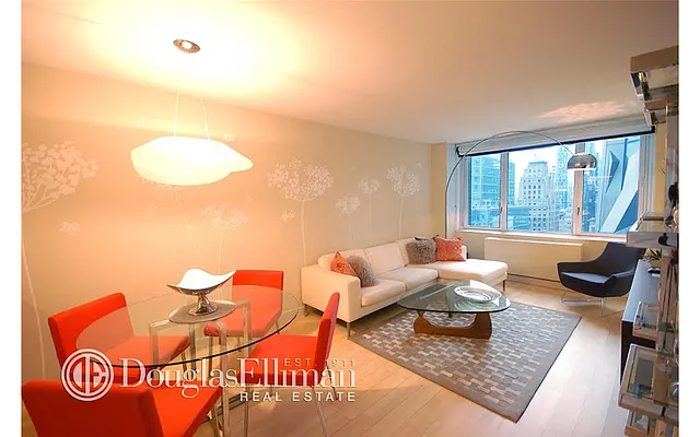 Rented by Douglas Elliman | media 32