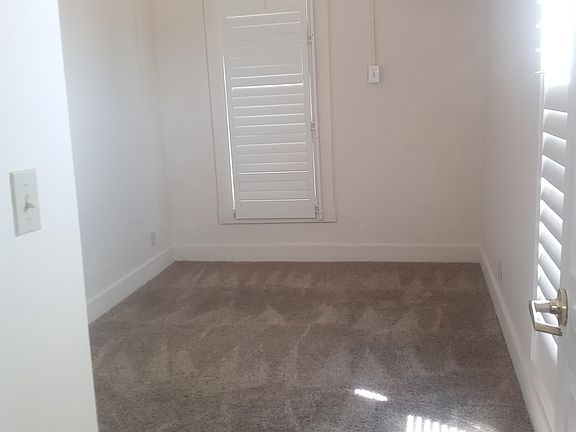 5th image of 1400 W Maryland St #1