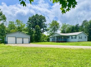 30 Lakeview Dr, Vincent, OH 45784