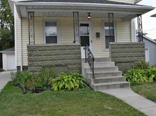 107 E 10th St, Mishawaka, IN 46544