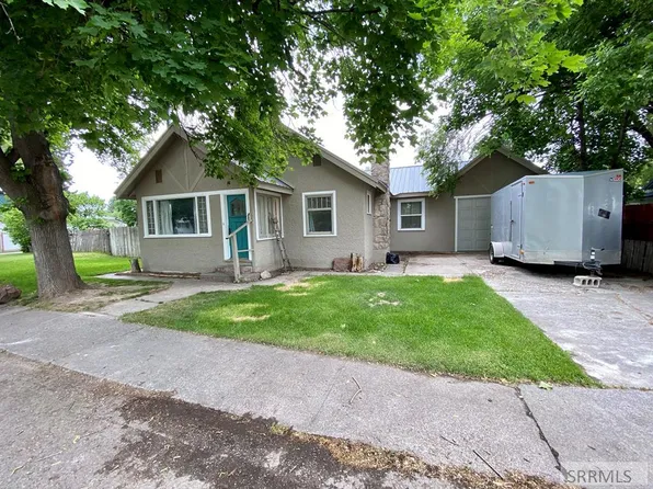 483 1st W, Ririe, ID 83443