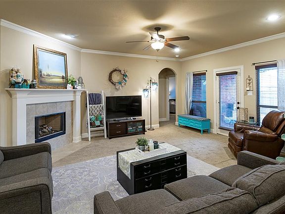 5th image of 312 Audobon Ln