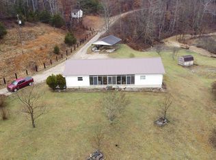 204 Winter Green Dr, Blaine, KY 41124