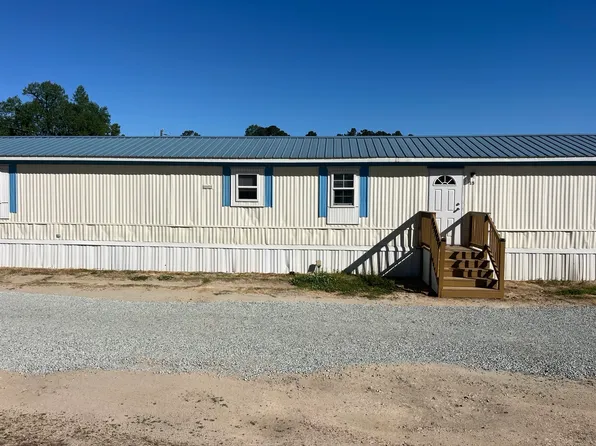 15 Stedman Ln, Lillington, NC 27546