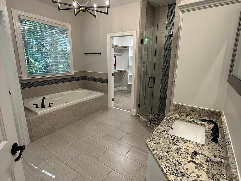 205 Tynemouth Dr — Photo 30