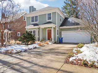 1228 Ferdon Rd, Ann Arbor, MI 48104