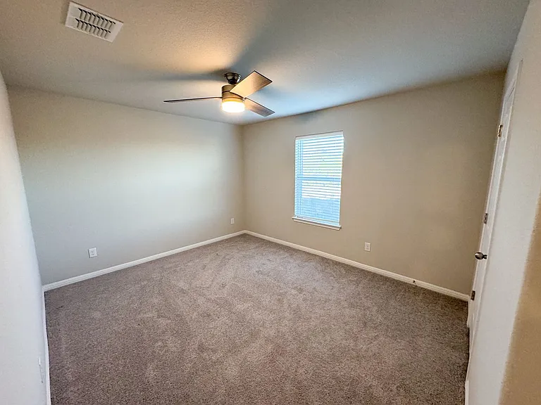 366 Silver Springs Bnd — Photo 14