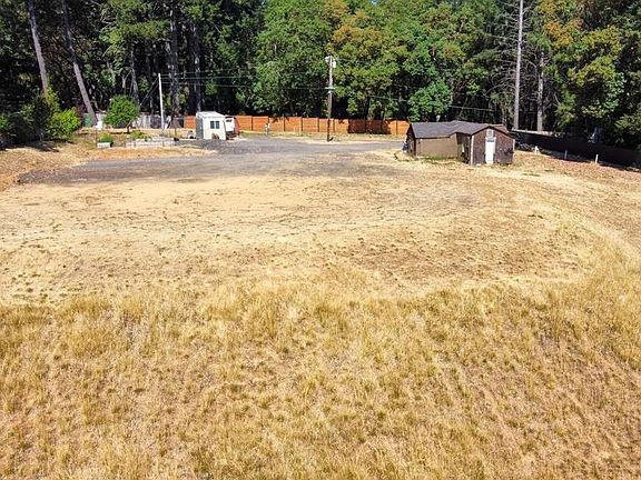 3rd image of 2240 Hilltop Road