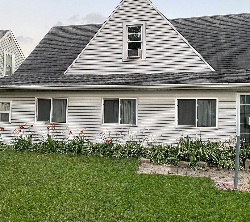 2nd image of 4321 W 99th Pl