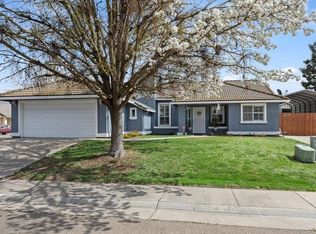1051 Janine Ct, Galt, CA 95632