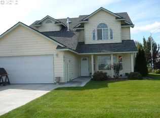 1314 SW 9th St, Hermiston, OR 97838