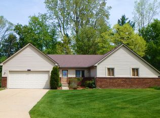 8609 22 Mile Rd, Shelby Township, MI 48317