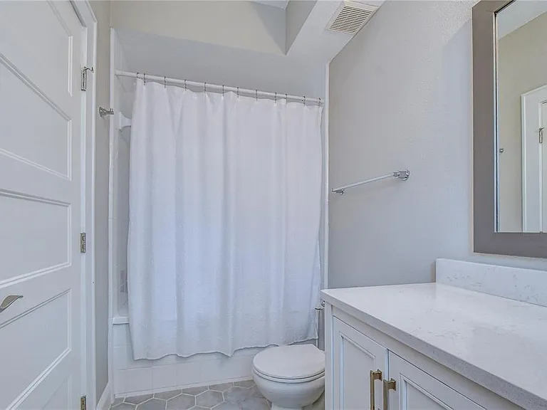 800 S Dakota Ave #121 — Photo 12
