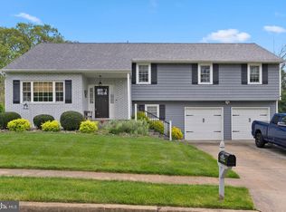 2 Yale Rd, Marlton, NJ 08053