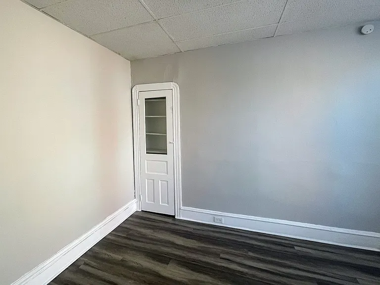 1242 W Allegheny Ave #1R — Photo 8