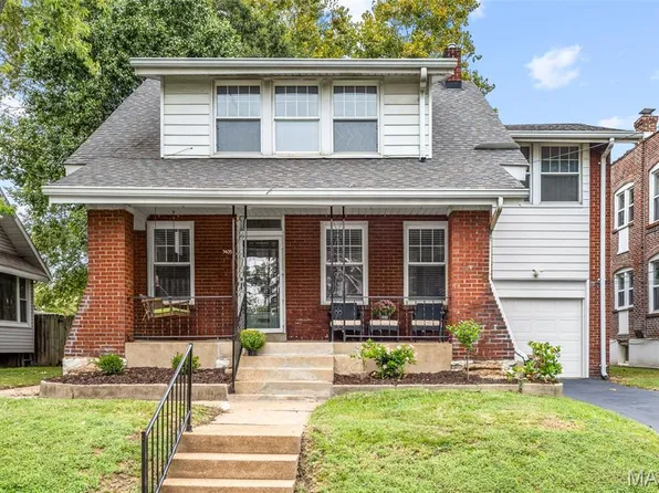 7405 Zephyr Pl, Saint Louis, MO 63143