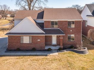 14766 Taylor Blvd, Livonia, MI 48154