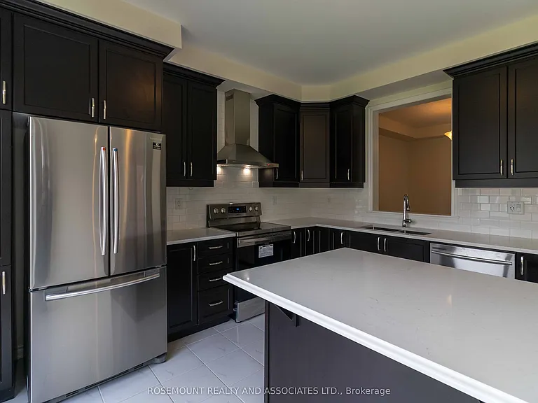 41 George Holley St — Photo 14