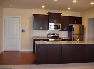 3 N 7th St APT 201, Perkasie, PA 18944