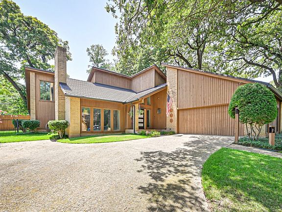 2nd image of 4216 Trowbridge Dr