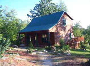 121 Tanglefoot Dr, Purlear, NC 28665