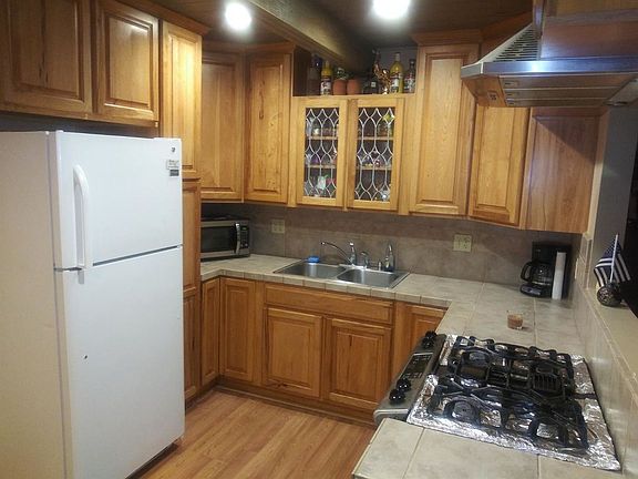 5th image of 1113 Nelson Ave