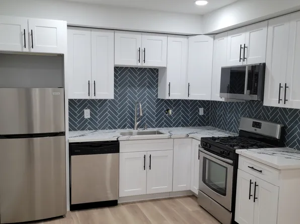 (undisclosed Address), Downey, CA 90240