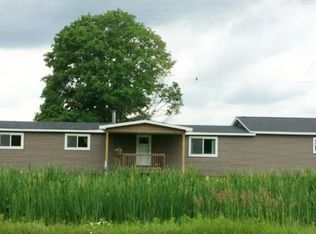 2522 S Porter Rd, Breckenridge, MI 48615