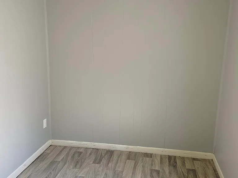 4127 Coggins Ave — Photo 9