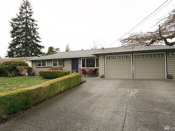 2nd image of 135 159th Pl SE