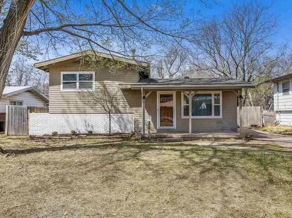 1921 N High St, Wichita, KS 67203