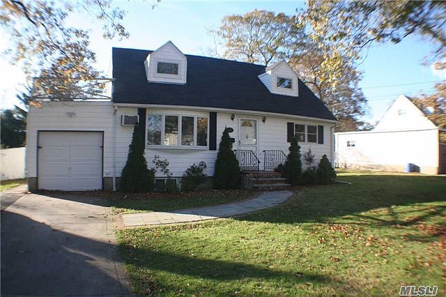 1st image of 44 Ackerly Ln