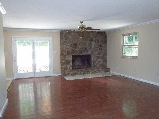 4th image of 5811 Old Tazewell Pike