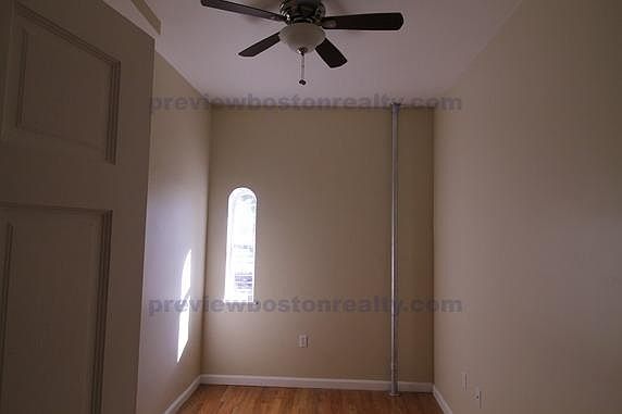 2nd image of 1189 Commonwealth Ave #D2