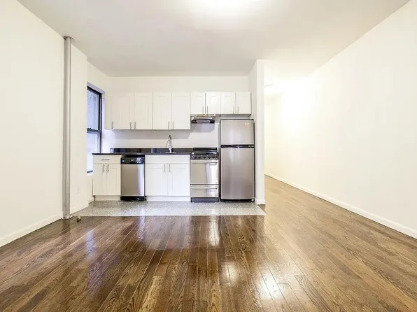 155 East 92nd Street image 1 of 7