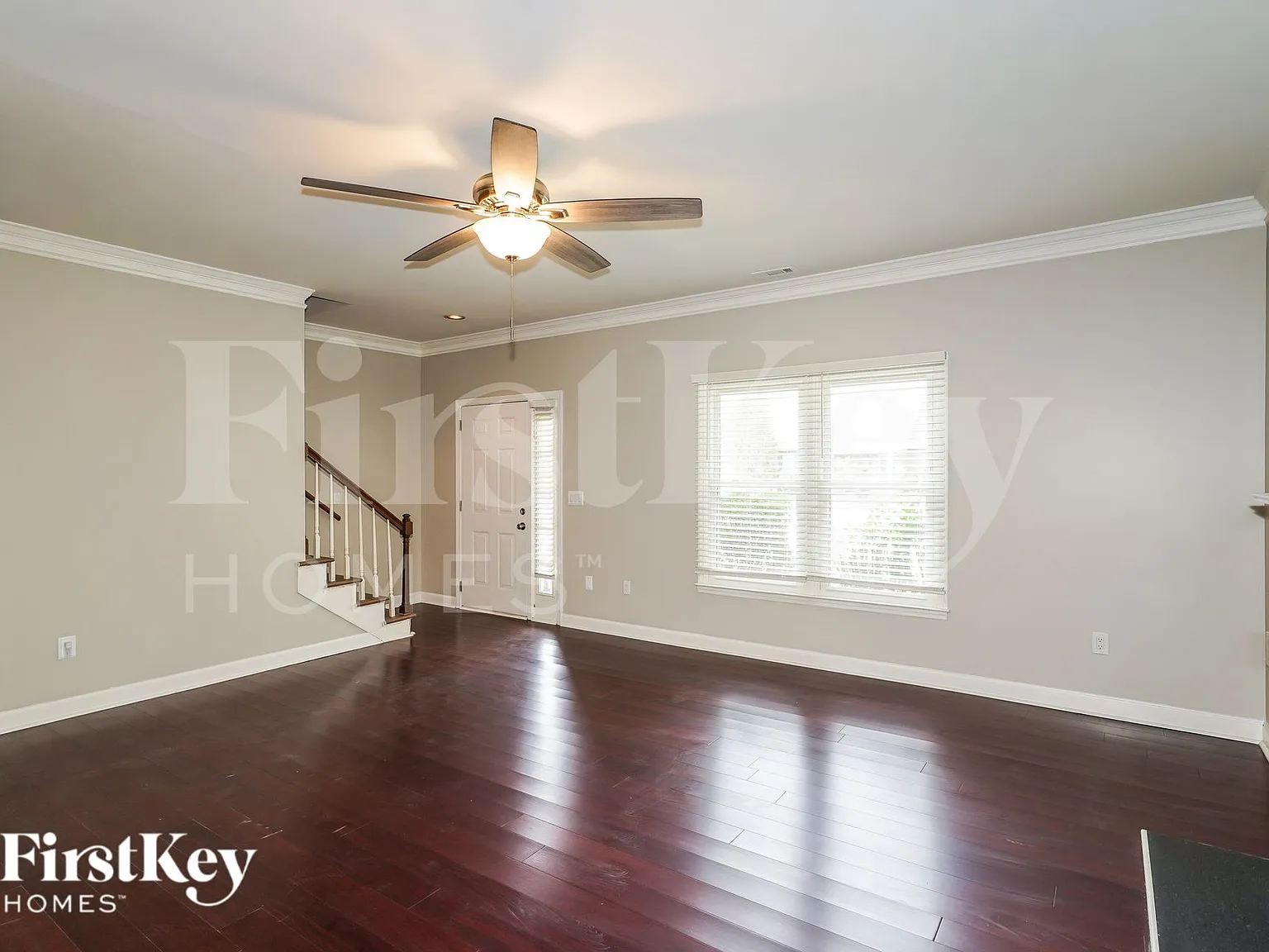 3 bed, 2.0 bath, 1552 sqft, $2,345 — Photo 3