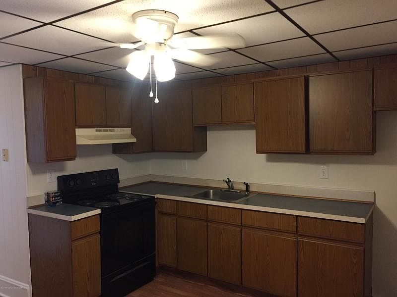 1st image of 48 Lincoln Ave #4