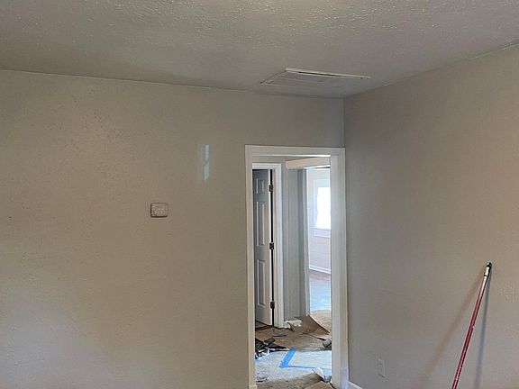 2nd image of 3822 Ogg Ave #1