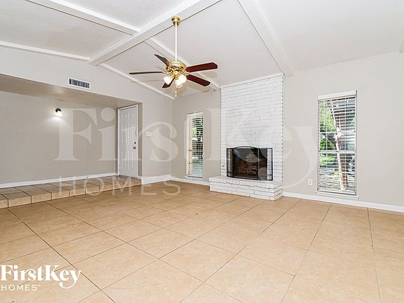 2nd image of 418 Thistle Dr